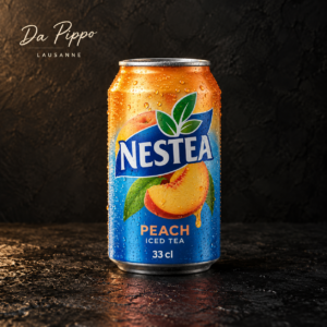 Nestea pêche 33 cl sur fond sombre Da Pippo Lausanne